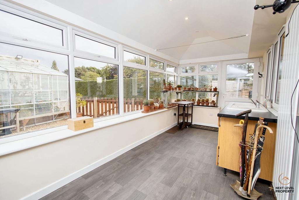 Annex Conservatory