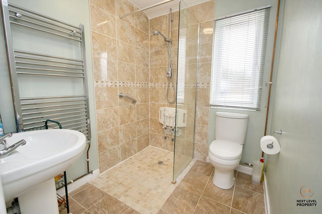 Annex En-Suite