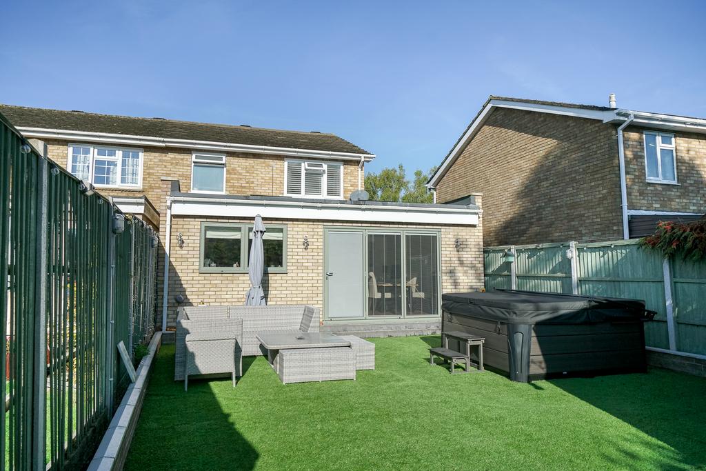 3-Dudley-Close-1004