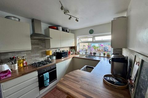 undefined, Pavilion Road, Aldershot GU11