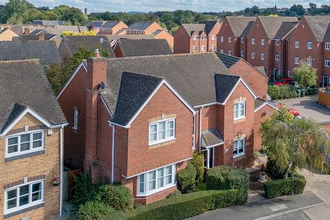 4 bedroom detached house for sale, Buttercup Close, Kidderminster, DY10