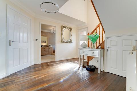4 bedroom detached house for sale, Buttercup Close, Kidderminster, DY10