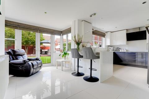 4 bedroom detached house for sale, Buttercup Close, Kidderminster, DY10