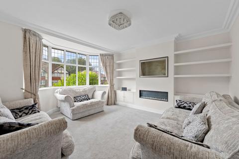 undefined, Byron Avenue, Coulsdon CR5