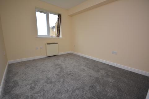 2 bedroom apartment to rent, Crompton Street, CM1