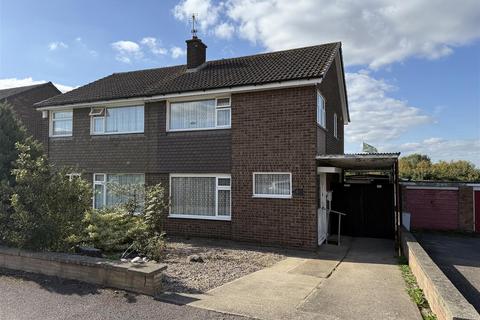 undefined, Fontwell Drive, Glen Parva LE2