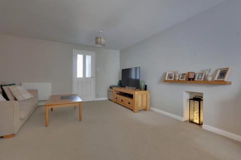 3 bedroom semi-detached house for sale, Orchard Road, Havant