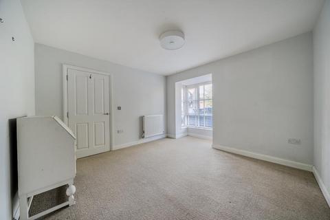 5 bedroom terraced house for sale, Fuggle Drive,  Aylesbury,  HP21