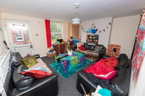 7 bedroom house to rent, Ashville Road, Leeds LS6