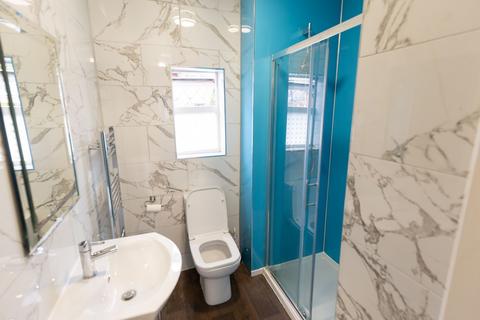 5 bedroom house to rent, Cliff Mount, Leeds LS6