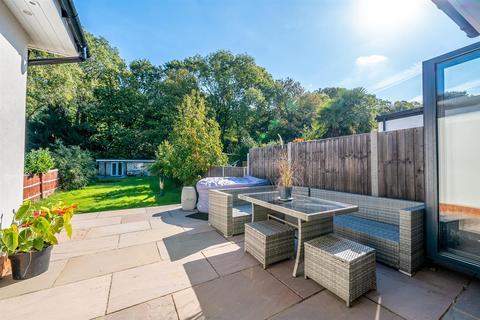 105 Birch Tree Avenue, West Wickham, BR4 9EQ