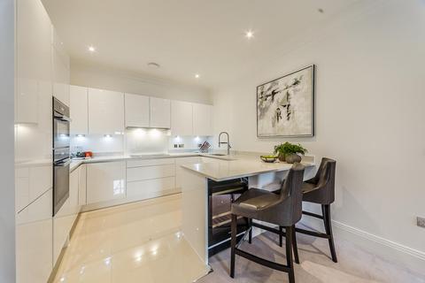 2 bedroom apartment to rent, Rainville Road, London, W6
