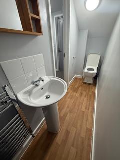 6 bedroom terraced house to rent, Heeley Road, Birmingham B29