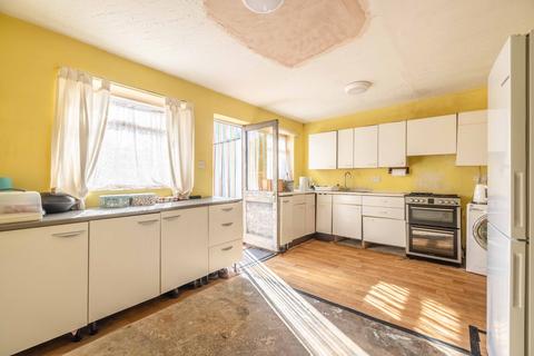 3 bedroom semi-detached house for sale, Church Road, Iver SL0