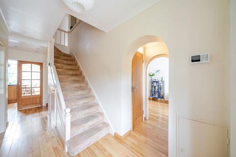 175 Croham Valley Road, South Croydon, CR2 7RE