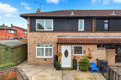 4 bedroom end of terrace house for sale, Betony Crescent, Billericay, Essex, CM12