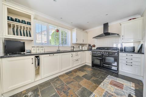 undefined, Demozay Close, Hawkinge, CT18