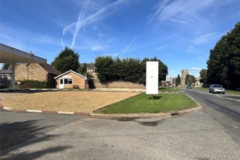 Plot to rent, Wellingborough Road, Isham, Kettering, Northants, NN14