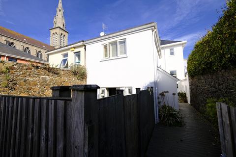 2 bedroom cottage for sale, 11 Val Plaisant, Jersey JE2