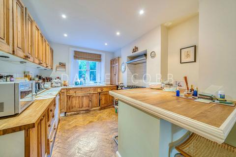 Flat 1, 2 Oakden Street, London, SE11 4UG