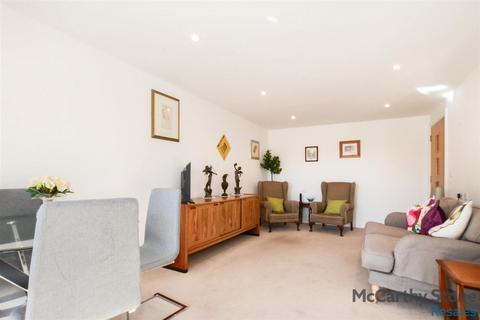 undefined, Studio Way, Borehamwood