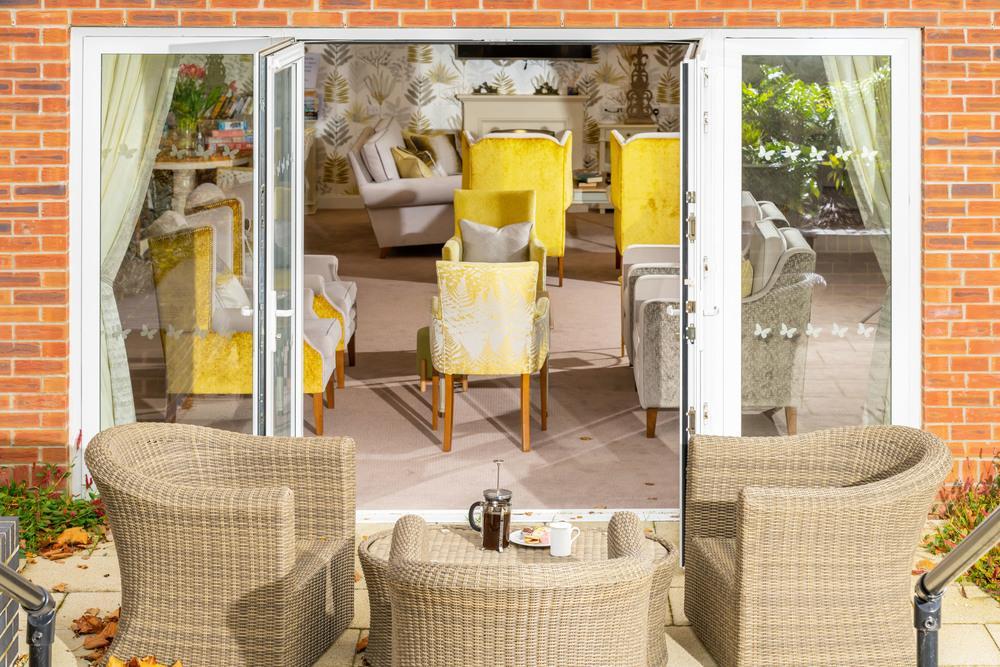 2332 BRH GLD RLP COL 4.jpg