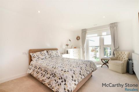 2 bedroom apartment for sale, Studio Way, Borehamwood