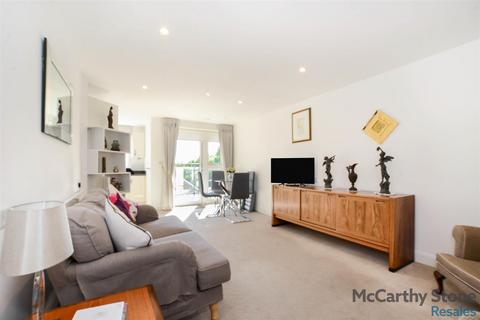 2 bedroom apartment for sale, Studio Way, Borehamwood