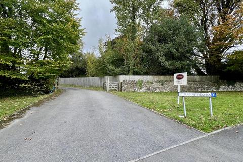 undefined, Plas-Newydd Isa, Aberdare CF44