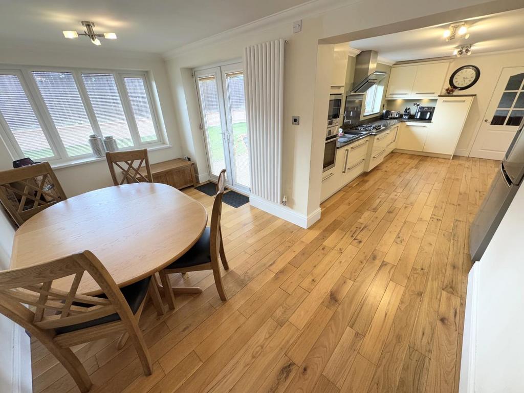 Dining into kitchen