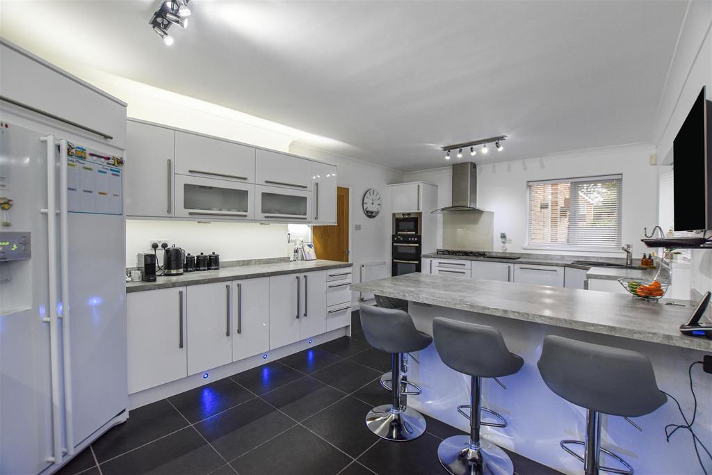 Kitchen / Diner