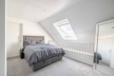 undefined, Holmlea Road, Datchet SL3