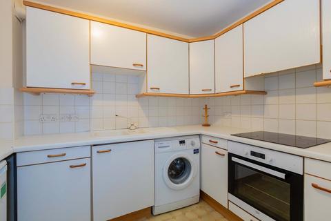 undefined, Ludlow Road, Maidenhead SL6