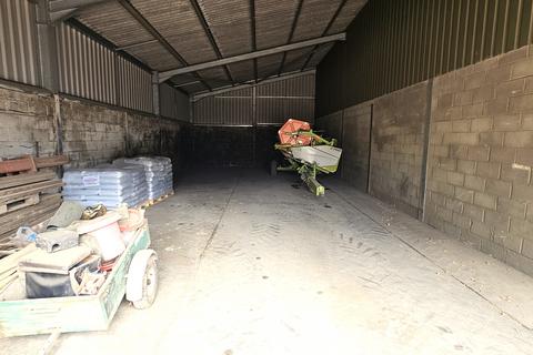 Industrial unit to rent - Nomansland, Wheathampstead AL4