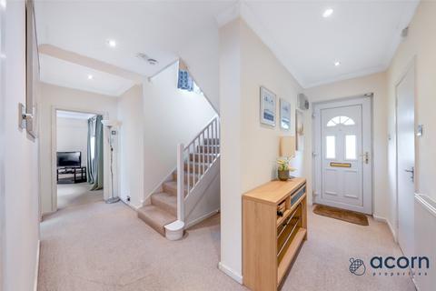 4 bedroom semi-detached house for sale, Fulbeck Drive, Colindale NW9
