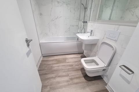 2 bedroom flat to rent, Sheepcote Street, Birmingham B16