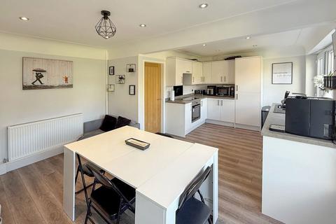 37 Ambleside Close, Bromborough, Wirral, CH62 7JF