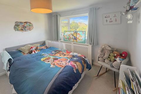 37 Ambleside Close, Bromborough, Wirral, CH62 7JF