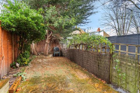2 bedroom flat for sale, Kingston Road, Raynes Park SW20