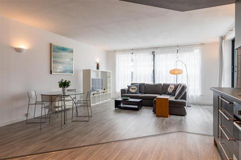 2 bedroom apartment for sale, South Parade, Leeds LS1