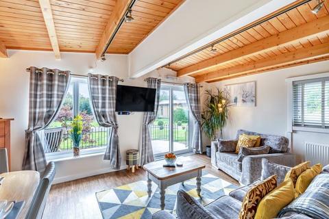 2 bedroom chalet for sale, Dudleston Heath, Nr Ellesmere.