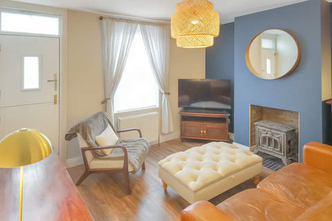 55 Montfort Road, Rochester, ME2 3EX
