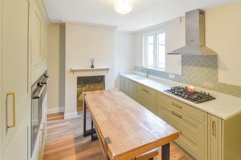 55 Montfort Road, Rochester, ME2 3EX