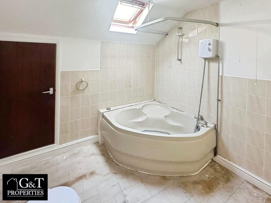 Family bathroom