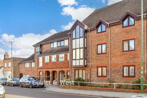1 bedroom flat for sale, Jasmine Court, Horsham, West Sussex