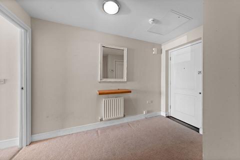 61, Venture Court Canal Road, Gravesend, DA12 2AT