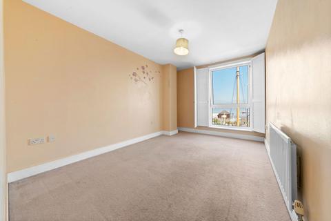 61, Venture Court Canal Road, Gravesend, DA12 2AT