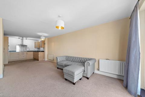 61, Venture Court Canal Road, Gravesend, DA12 2AT