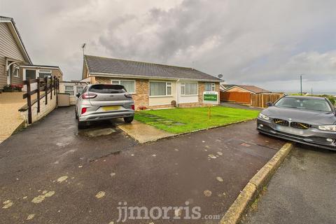 3 bedroom semi-detached bungalow for sale, Heol Y Graig, Aberporth, Cardigan