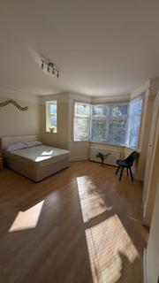 5 bedroom semi-detached house to rent, Sydney Road, London, W13